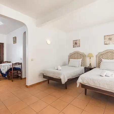 Oceanview A By Sequeira Apartamento