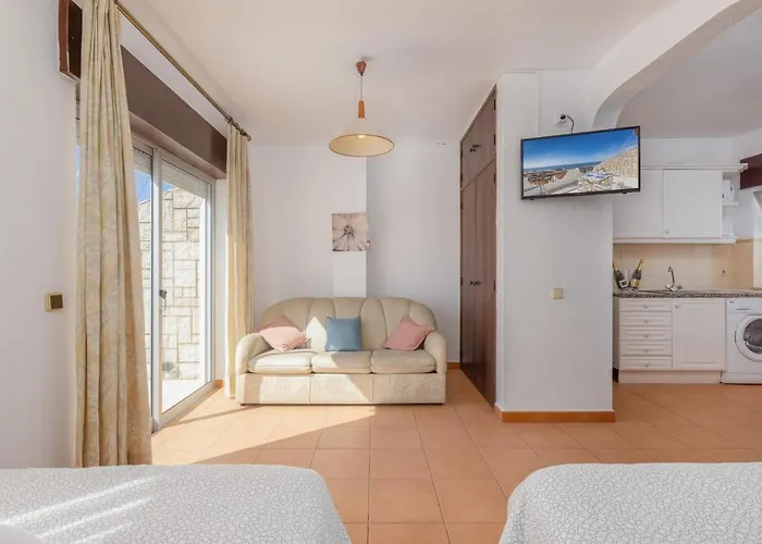 Apartman Oceanview A By Sequeira *